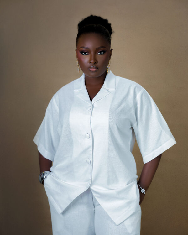 Oma Two Piece - Image 3